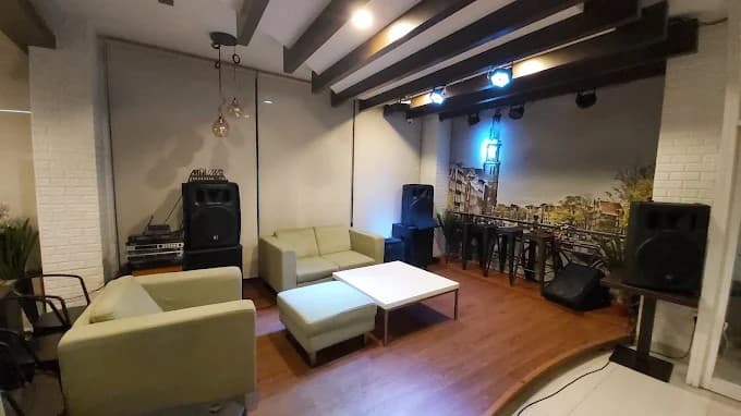 Maska Corner by Fun Java